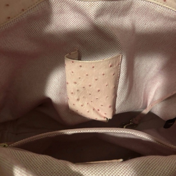 Dooney & Bourke Ostrich Logo Lock Pink Hobo Bag EUC - Picture 13 of 16